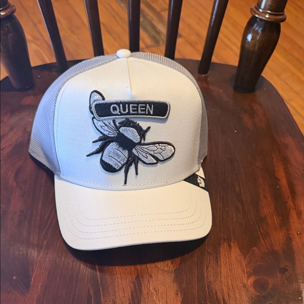 Queen Bee Embroidered Gray Trucker Hat